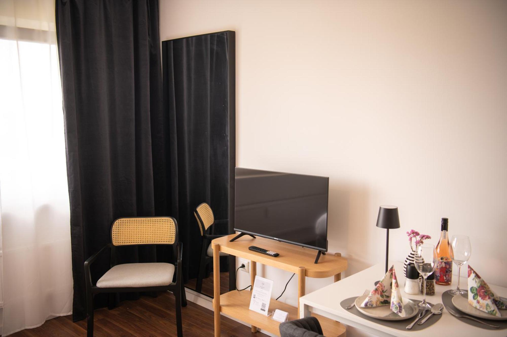 Apartments Strauss Near Bs-Hauptbahnhof Брауншвайг Екстериор снимка