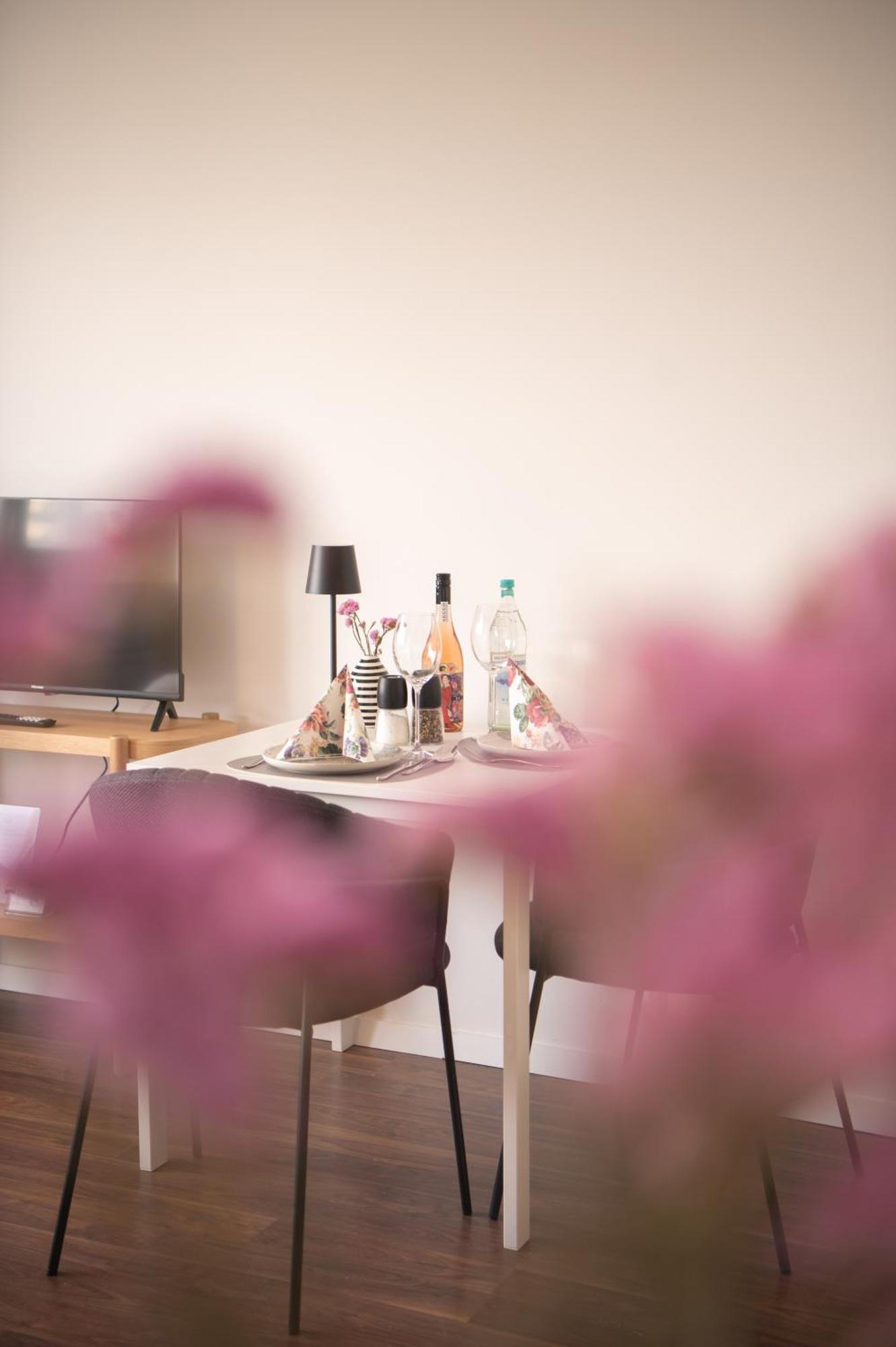 Apartments Strauss Near Bs-Hauptbahnhof Брауншвайг Екстериор снимка