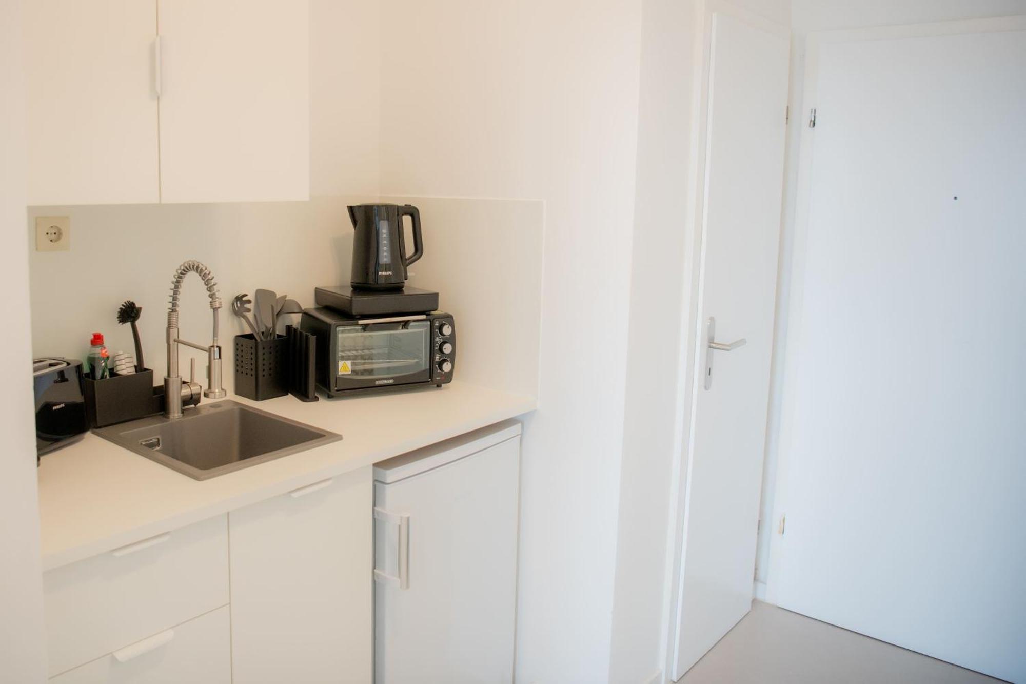 Apartments Strauss Near Bs-Hauptbahnhof Брауншвайг Екстериор снимка